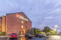 Hilton Garden Inn Chicago/Tinley Park Hotel dekat Covenant Church