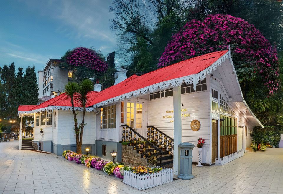 hotel overview picture