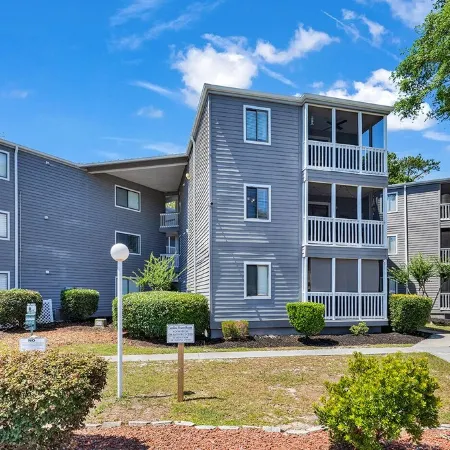 Calabash Style Condo w/King Bed & Pool
