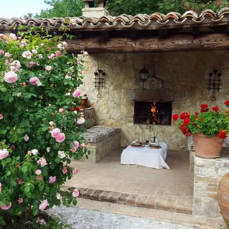 Il Barbacane,nice small house with pool, small doesn’t mean small,but beautiful