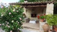 Il Barbacane,nice small house with pool, small doesn’t mean small,but beautiful