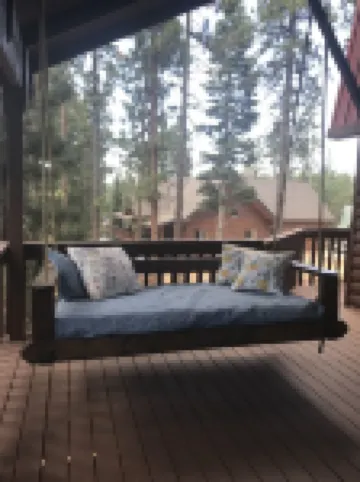 Mid-Canyon Cabin near Bryce and Zion National Parks