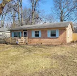 Charming Ranch in Quiet Neighborhood