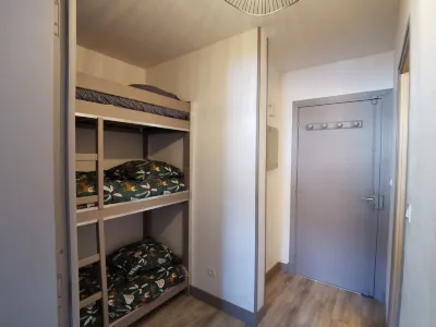 Megeve. Very nice little studio in residence ideal for winter and summer.