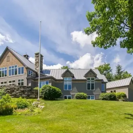 Green Mountain Manor - Ski and Summer Chalet