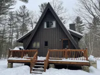 Adirondack A-Frame - Ski/Cozy/Mountain Retreat Hotels in Jay