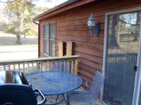 3  Minutes to Giant City - 6 Minutes to SIU - 4 Minutes to Shawnee Winetrail! Hotels in Makanda