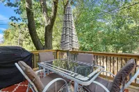 ♧Large Groups Welcome♧Parking♧Grill♧Deck♧8 TVs♧