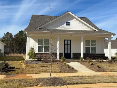 For the win! The perfect game day stay! A well appointed, new construction home. Hoteles cerca de University of Mississippi