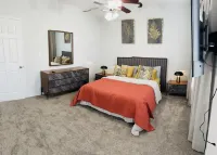 Lovely townhouse with parking on the Gulf Coast