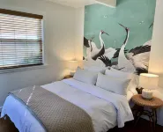 Relax in the heart of Montecito Hotels near Manning Park - Area 9
