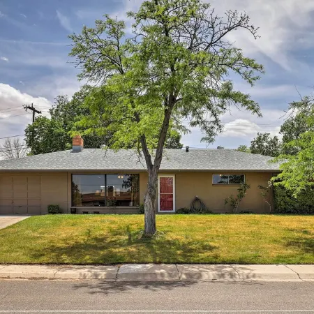 Renovated Open Floor Plan; Walk 2 Downtown & Shops