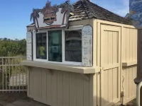 Ground Floor Corner Villa/Ocean Front Resort with Large Pool/on Site Restaurants