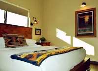 Casa Acero - hot tub spa, comfortable, views, private