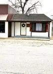 Cozy cottage 4 minutes from Lake Sullivan!