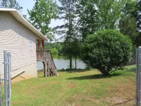 Lake life at its best. Lots of options for activities. Very pet friendly!
