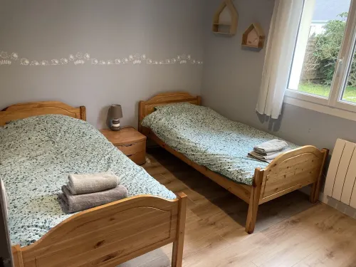 Detached single storey house near the beach