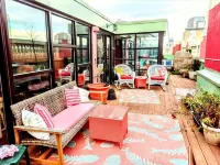 Velvety Speakeasy Vibe Rooftop Penthouse Loft....Just Amazing!