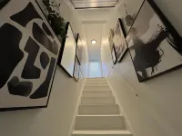 Remodeled Riverside Cottage w/sunroom, She-shed. Walk to golf, tennis, Botanica,