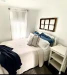Ptoobies Place- waterfront cottage with boat dock & NEW deck!