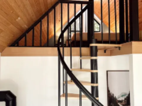 Among the Trees in Ashford, WA - Minutes to Paradise Mt. Rainier entrance 阿什福德酒店