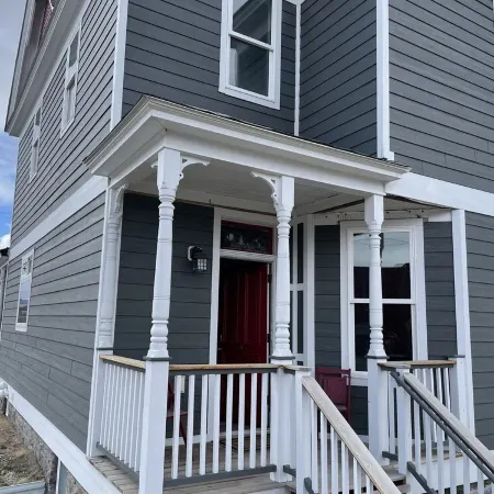 Historic 1886 House locate convienently