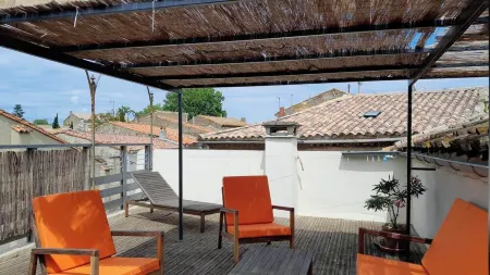 L'oustalet - Entre mer et Corbières et Carcassonne Отели в г. Ферраль-Ле-Корбьер