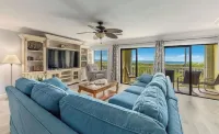 Cozy beach condo steps away from the beach!