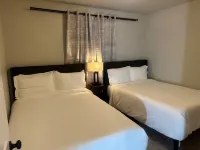 New Luxury Styled Cottage Home with TV in each room. Hotels in Odessa