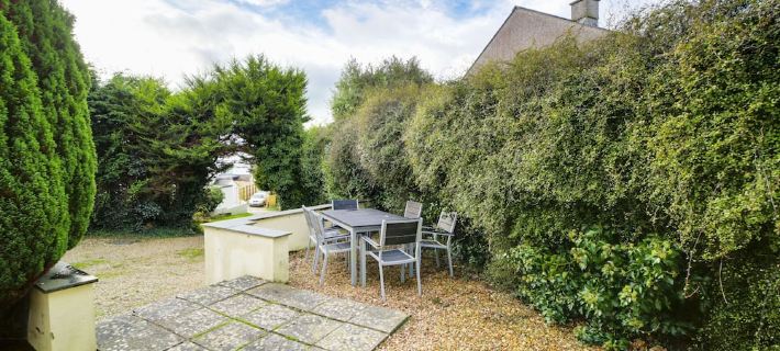 A Stunning, Upside-down Five-Bedroom Home Located in Pendoggett Hotels in Bodmin