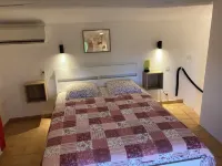 Deux Maisons Indépendantes Réunies ! Ideal Pour 2 Couples Hotel a Tanneron