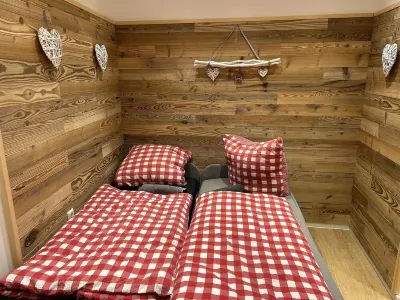 Neu Renovierte 5 Zimmerwohnung im Allgäustyle. Zentral Gelegen Отели в г. Унтертюркхайм