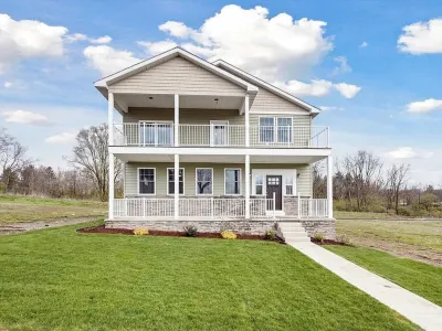 Brand New Home On Beautiful Blackthorn Golf Club