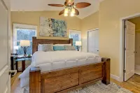 Great Views! Great Rates! King Bed, Firepit, Gas Grill, Dogs Free! Book Today!