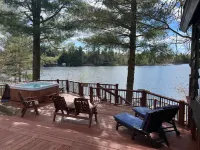 Adirondack Area Trout Lake Waterfront Cottage, Hot Tub, Pontoon Boat, Upstate NY - 4 星級