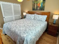 Exceptional Kona Reef Condo: Full AC, Oceanfront, Easy Walking Distance to Town