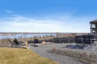 Mid-Term Now Available, Best River View, No Host/Cleaning Fees, Great Discounts.