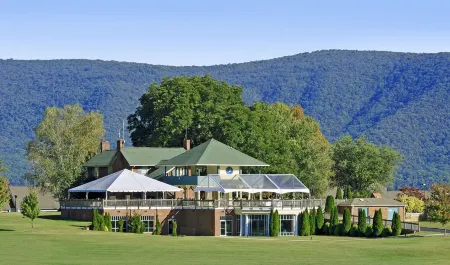 Bernard's Landing Bliss! - Breathtaking Views & Modern Updates