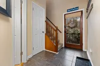 Wintergreen Pet-Friendly Condo: Walk to Mountain Inn & Slopes