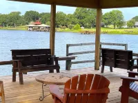 Cozy Lake Fork Cabin~private boat ramp, open-air dock & lift, fire pit
