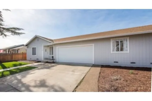 2 BD/1 BA Home- Wine Country Getaway