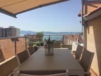 Spectacular penthouse with terrace and views of the Port(Wifi and Garage)