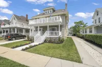 Oceanview 4 Houses to Beach!  6 Beach Passes, Chairs, Towels, Umbrellas Included