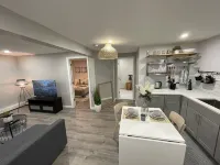 Modern long island guest suite