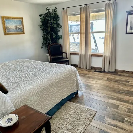 Lakefront House, Sleeps 20, Private Dock, Great Fishing, Near Tulsa