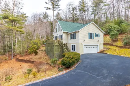 Absolute Delight - Sapphire Resort Amenities, Brewery and Golf Nearby!