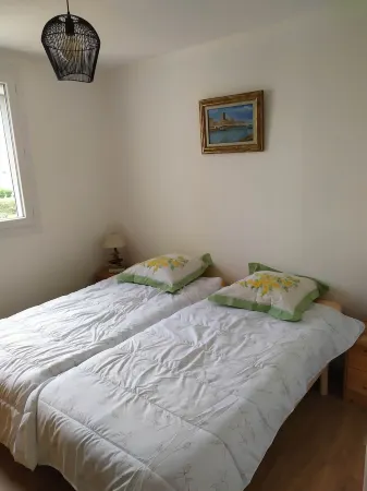 Beau 2P Lumineux Proche de la Plage et du Port Отели в г. Languedoc-Roussillon