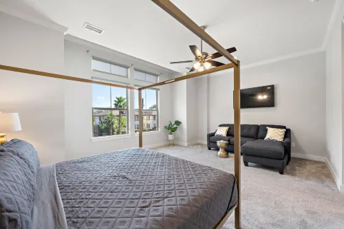 Heated Pool. Hot Tub. King Beds. Backyard W/Grill. 2 Living Rooms. Garage