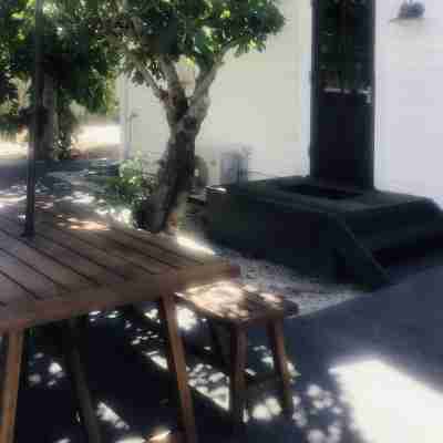 Castlebar - Superior Boutique Accomodation - Steps to Pakington Street Hotel Exterior