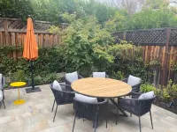 Gorgeous contemporary Napa Valley country home with all new furnishings!